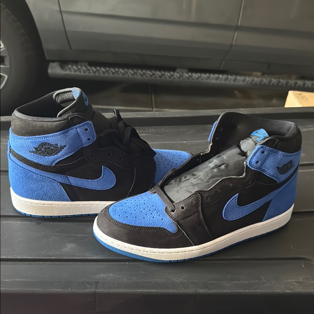 Jordan 1 “Royal”